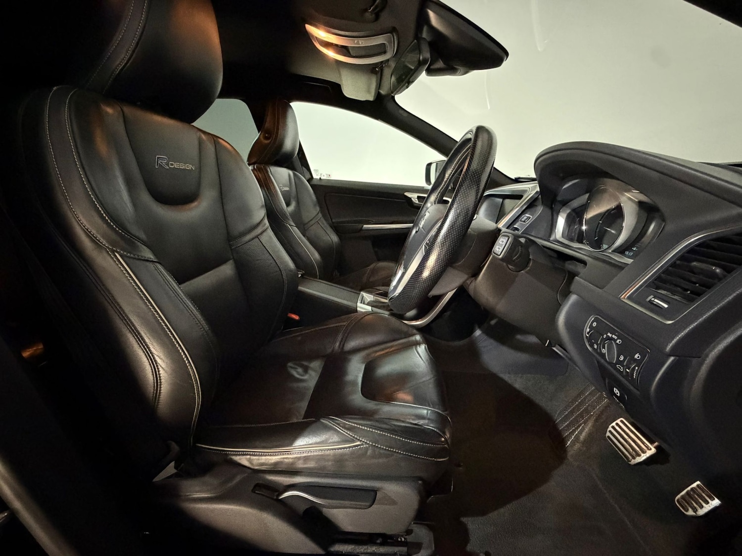 Used Volvo XC60 2013 for sale - 77627034: Photo 16