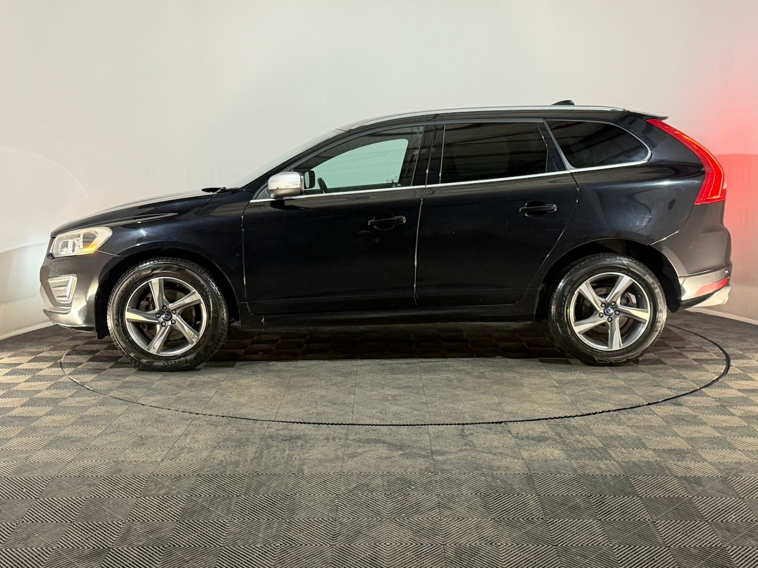 Used Volvo XC60 2013 for sale - 77627034: Photo 5