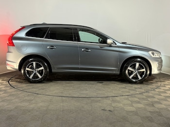 Used Volvo XC60 2017 for sale - 78607213: Photo