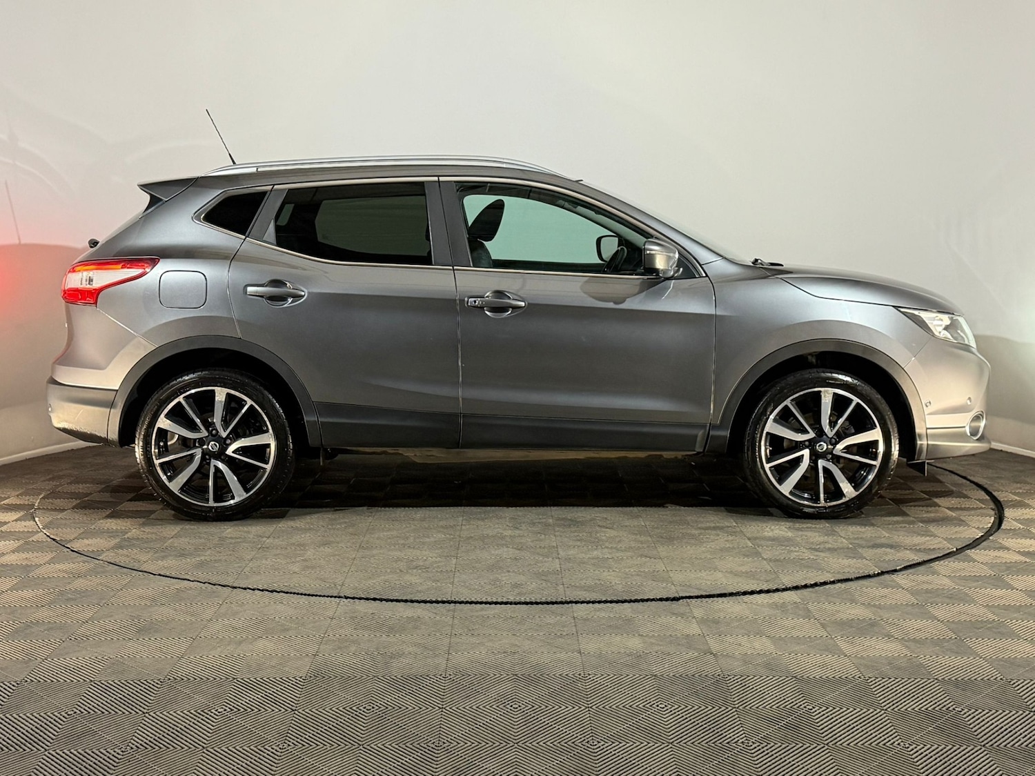 Used Nissan Qashqai 2016 for sale - 78120889: Photo 4