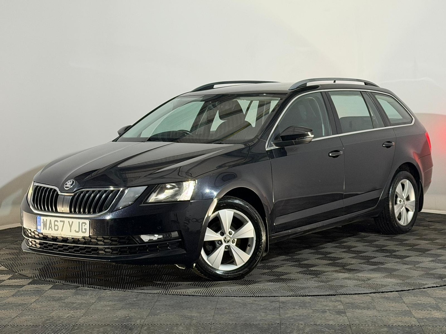 Used Skoda Octavia 2017 for sale - 77312755: Photo 3