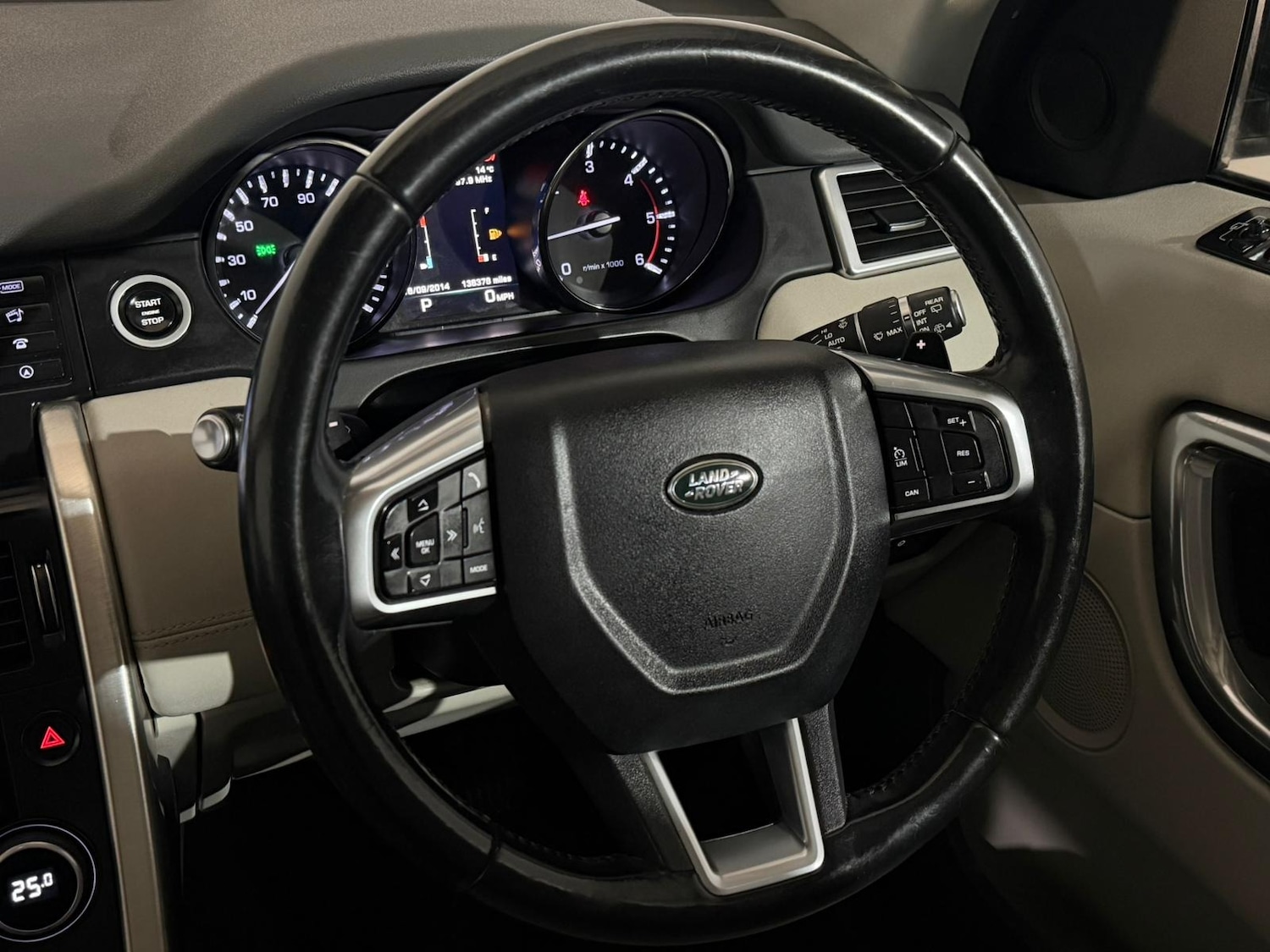 Used Land Rover Discovery Sport 2015 for sale - 76518655: Photo 12