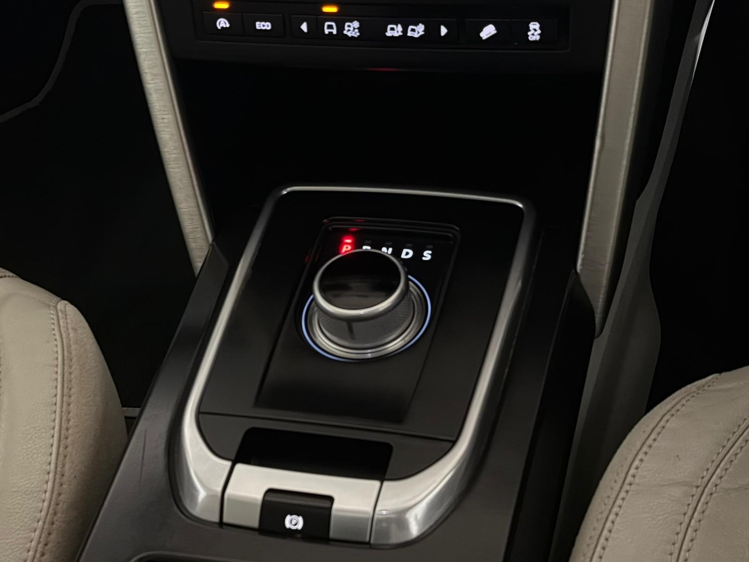 Used Land Rover Discovery Sport 2015 for sale - 76518655: Photo 15