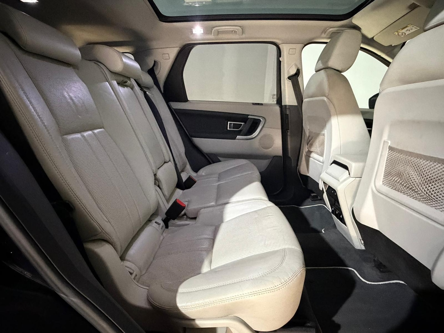 Used Land Rover Discovery Sport 2015 for sale - 76518655: Photo 18