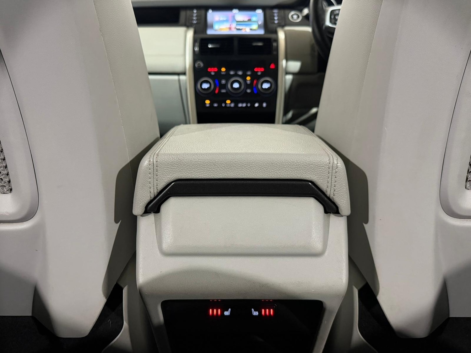 Used Land Rover Discovery Sport 2015 for sale - 76518655: Photo 20