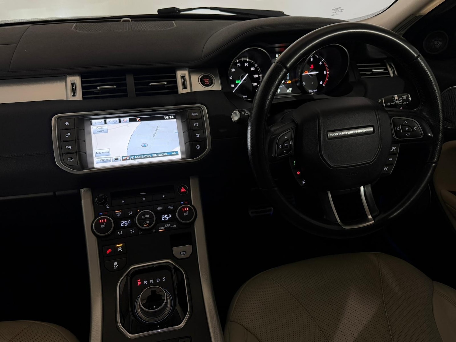 Used Land Rover Range Rover Evoque 2016 for sale - 76672515: Photo 13