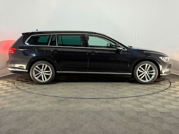 Used Volkswagen Passat 2016 for sale - 78370665: Photo