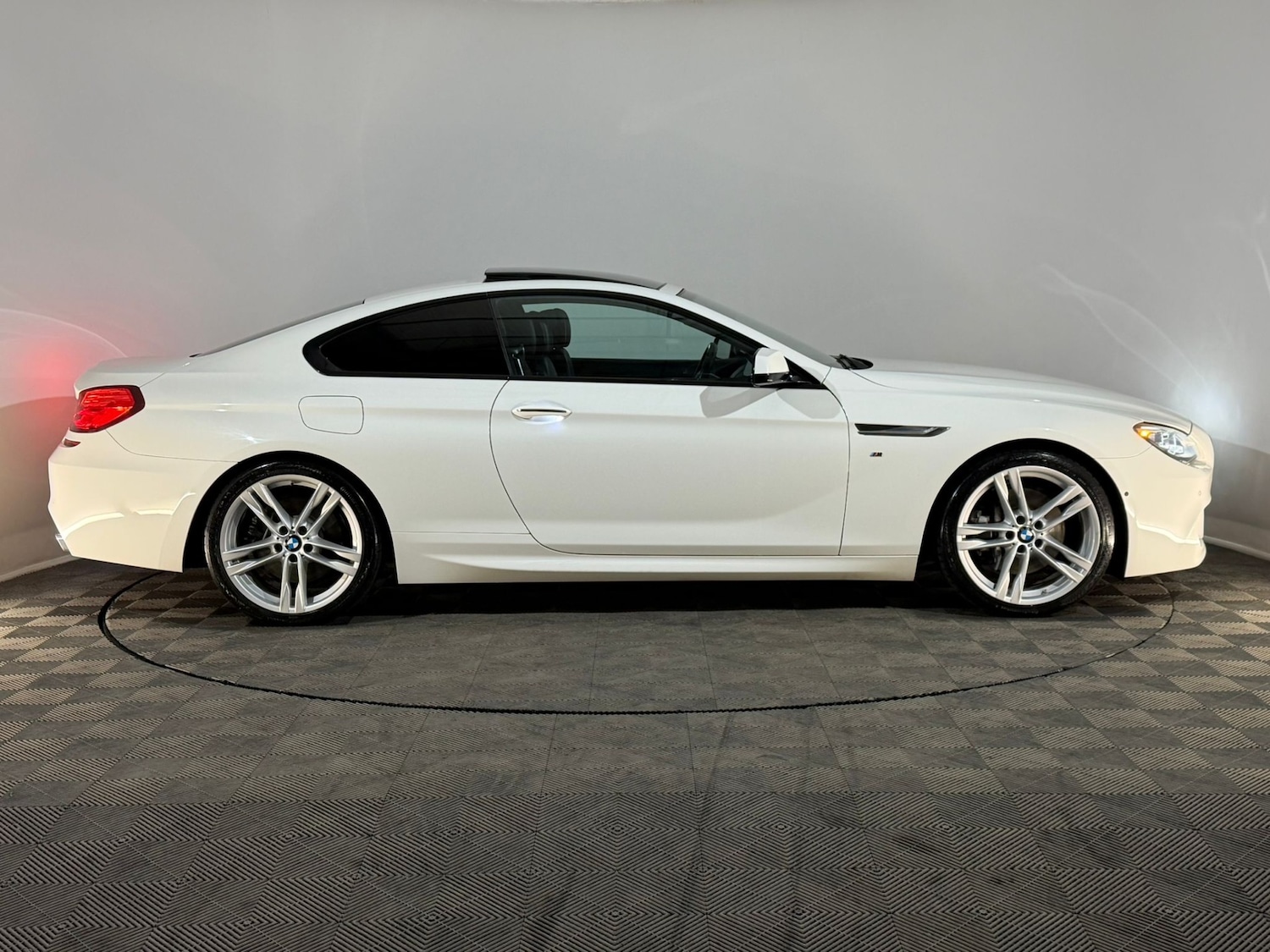 Used BMW 6 Series 2014 for sale - 77091942: Photo 4