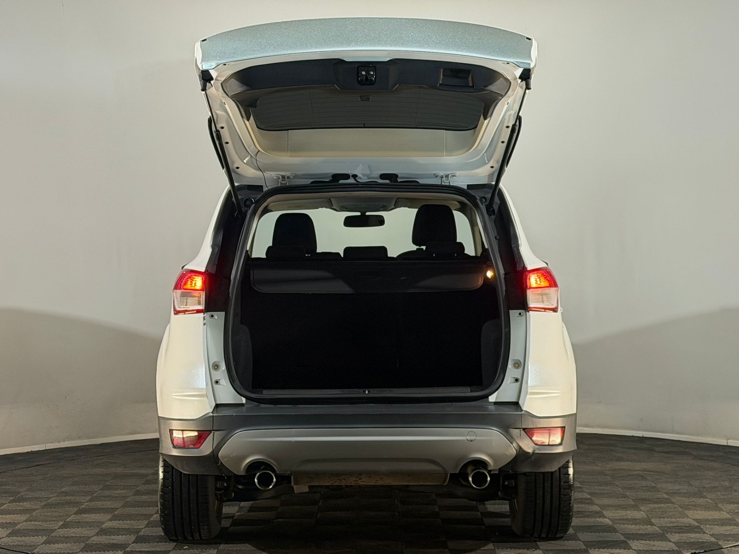 Used Ford Kuga 2013 for sale - 77413495: Photo 8