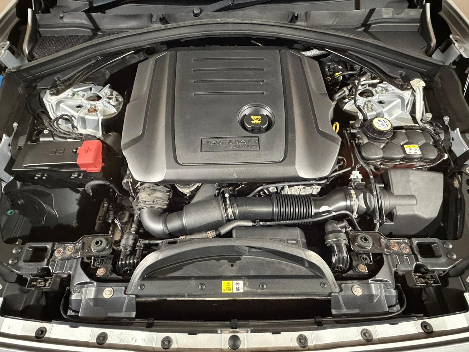 Used Jaguar F-Pace 2017 for sale - 76419932: Photo 10