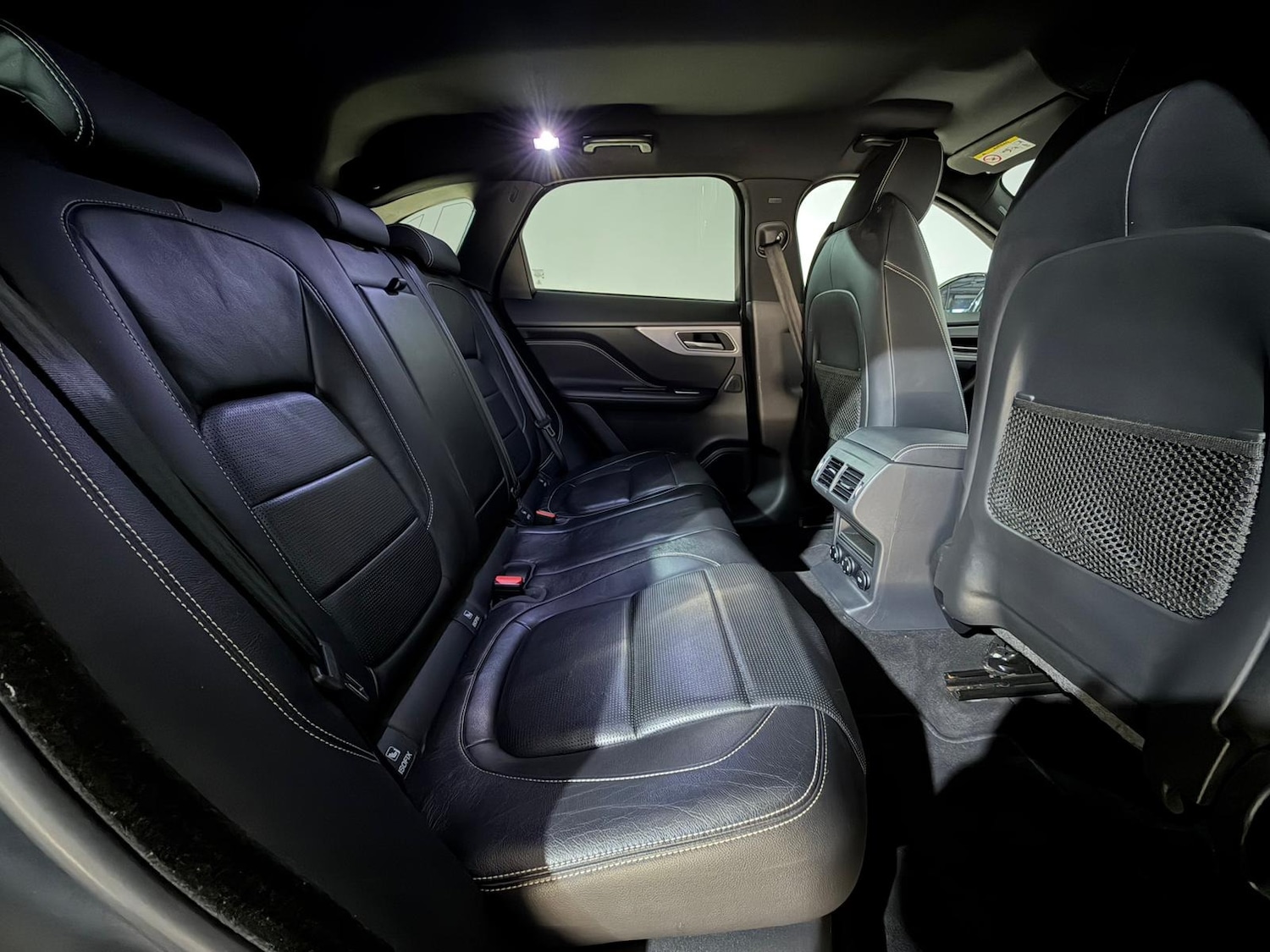 Used Jaguar F-Pace 2017 for sale - 76419932: Photo 17