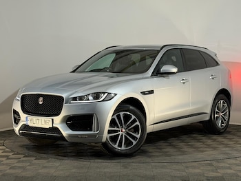 Used Jaguar F-Pace 2017 for sale - 76419932: Photo