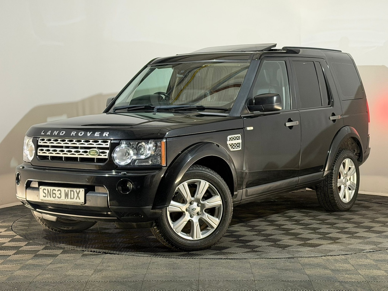 Used Land Rover Discovery 2013 for sale - 77634433: Photo 3