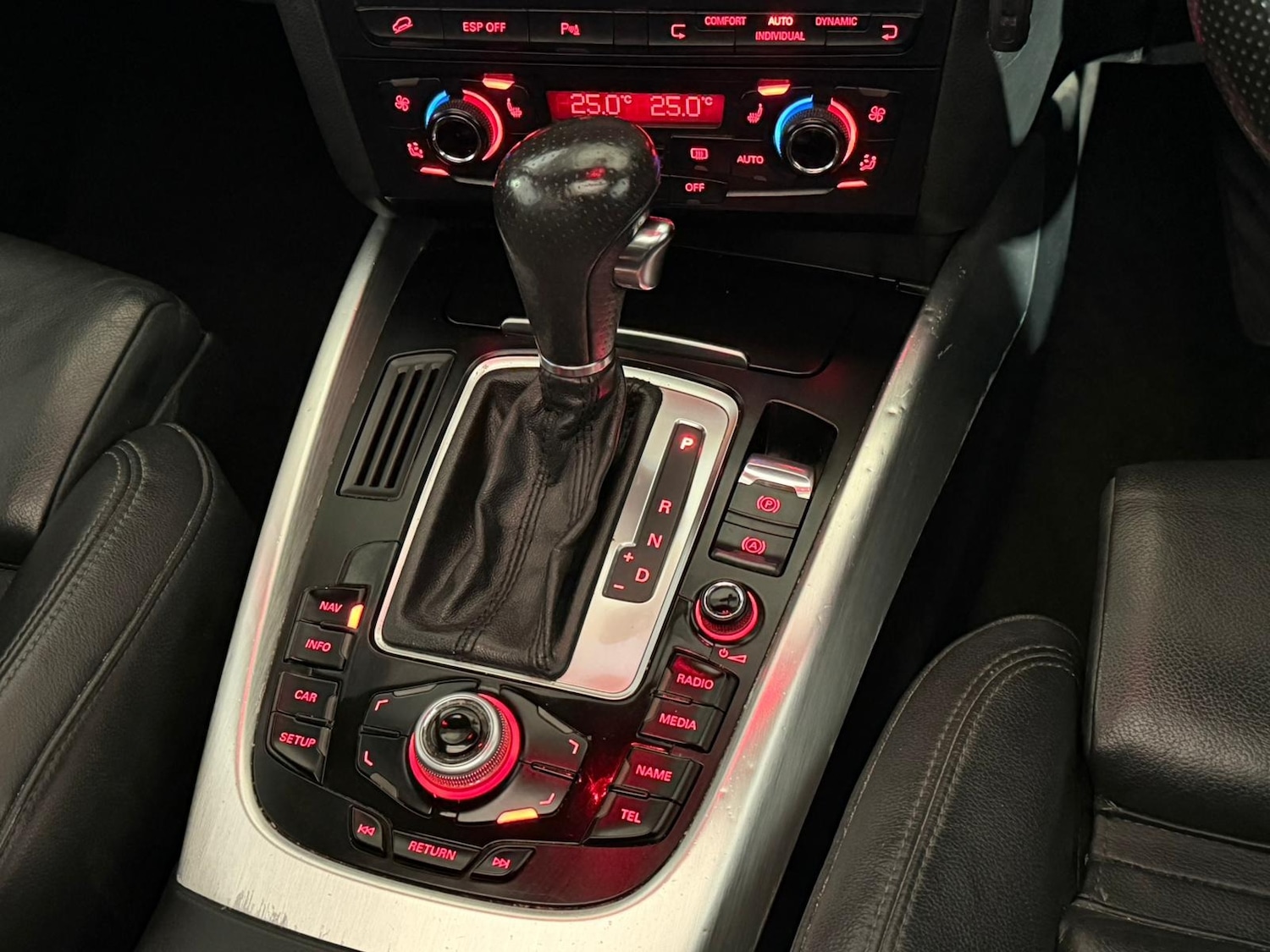 Used Audi Q5 2009 for sale - 76437153: Photo 15