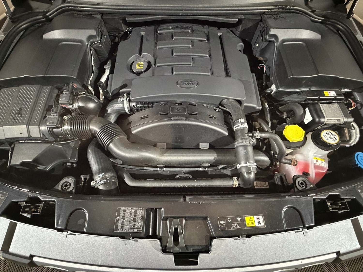 Used Land Rover Discovery 2012 for sale - 77548592: Photo 10