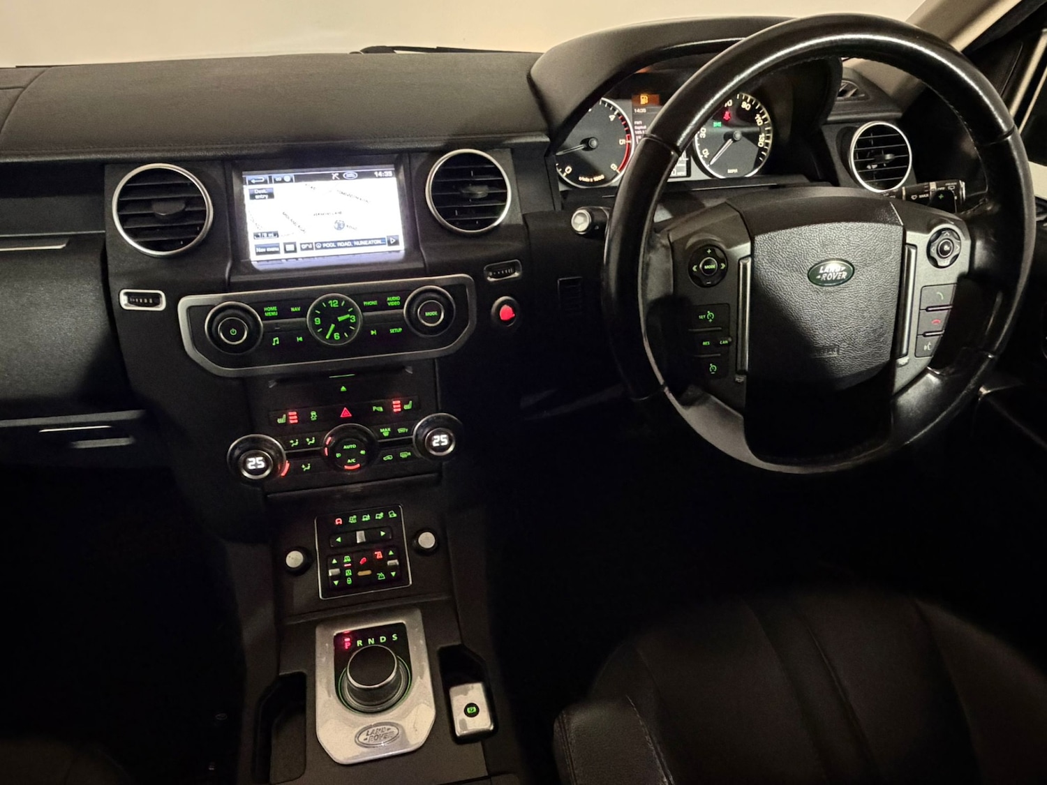 Used Land Rover Discovery 2012 for sale - 77548592: Photo 12