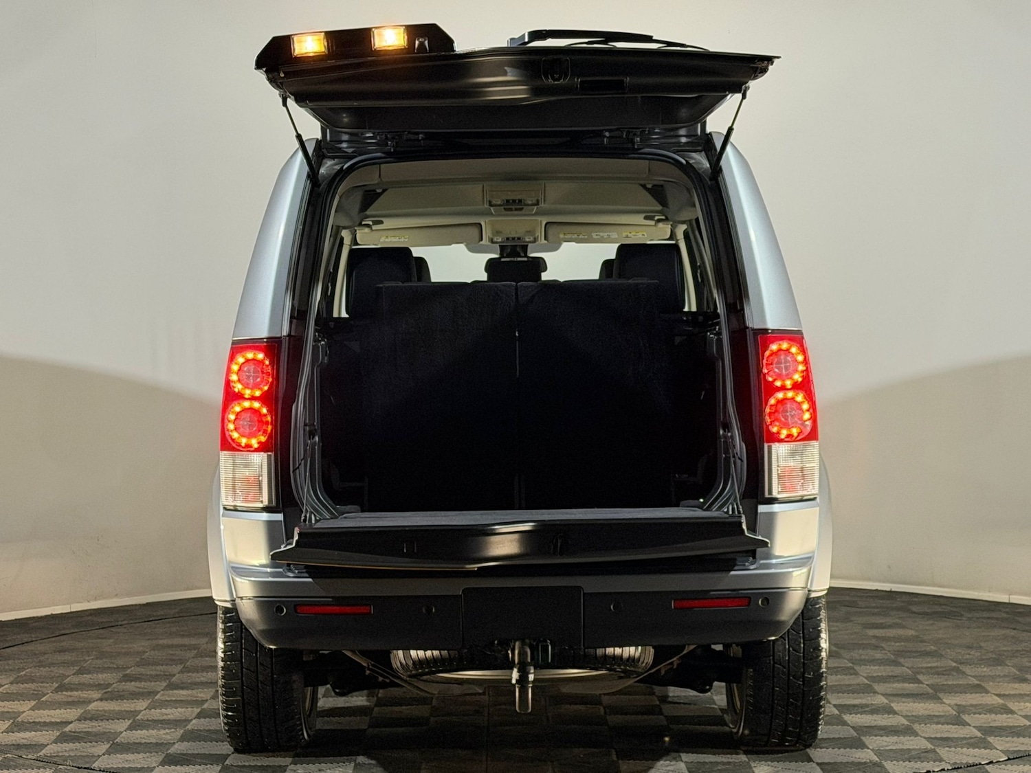 Used Land Rover Discovery 2012 for sale - 77548592: Photo 8