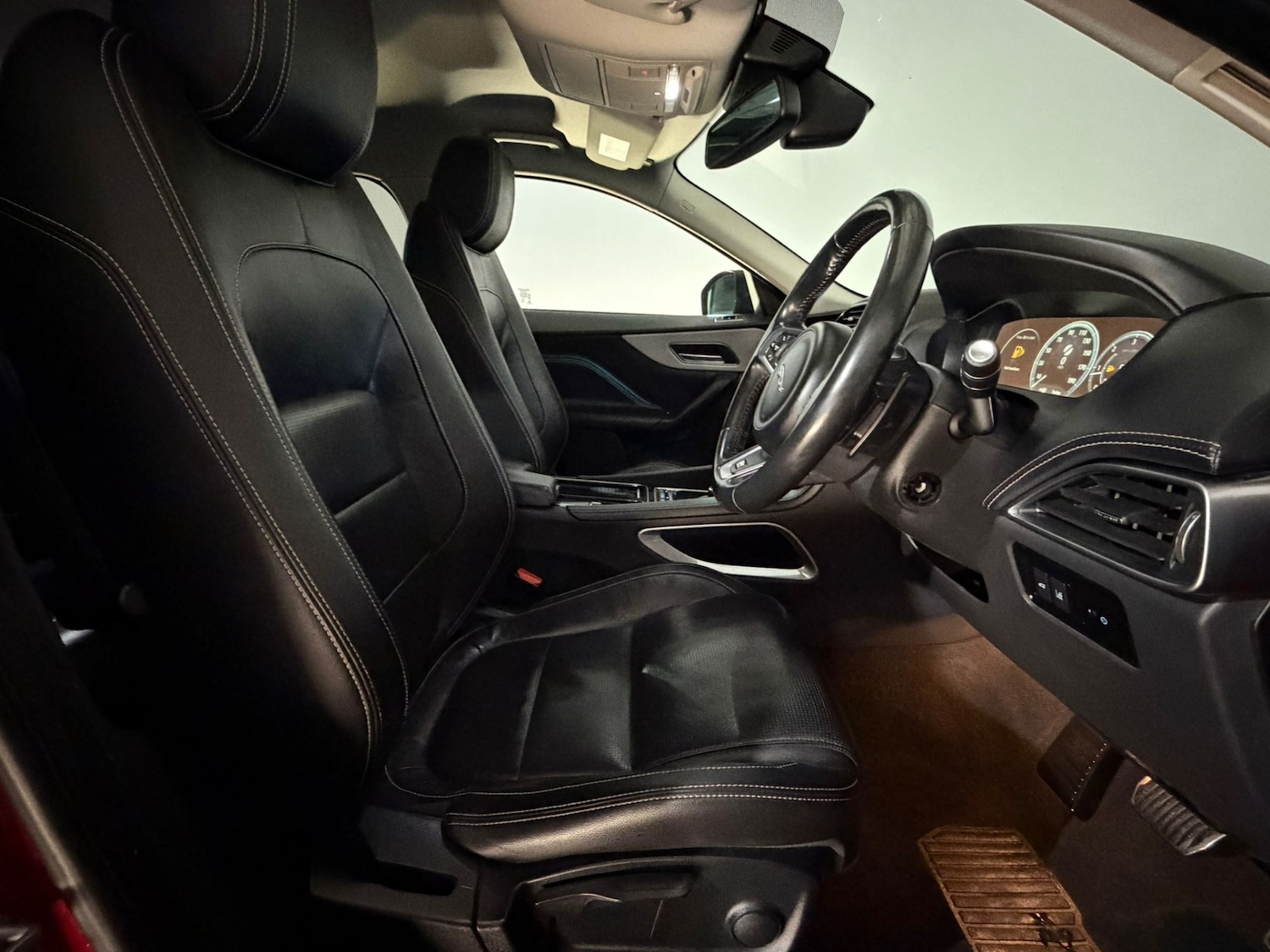 Used Jaguar F-Pace 2016 for sale - 77617370: Photo 16