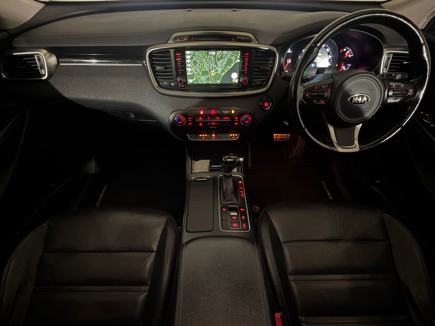 Used Kia Sorento 2015 for sale - 78216224: Photo 11