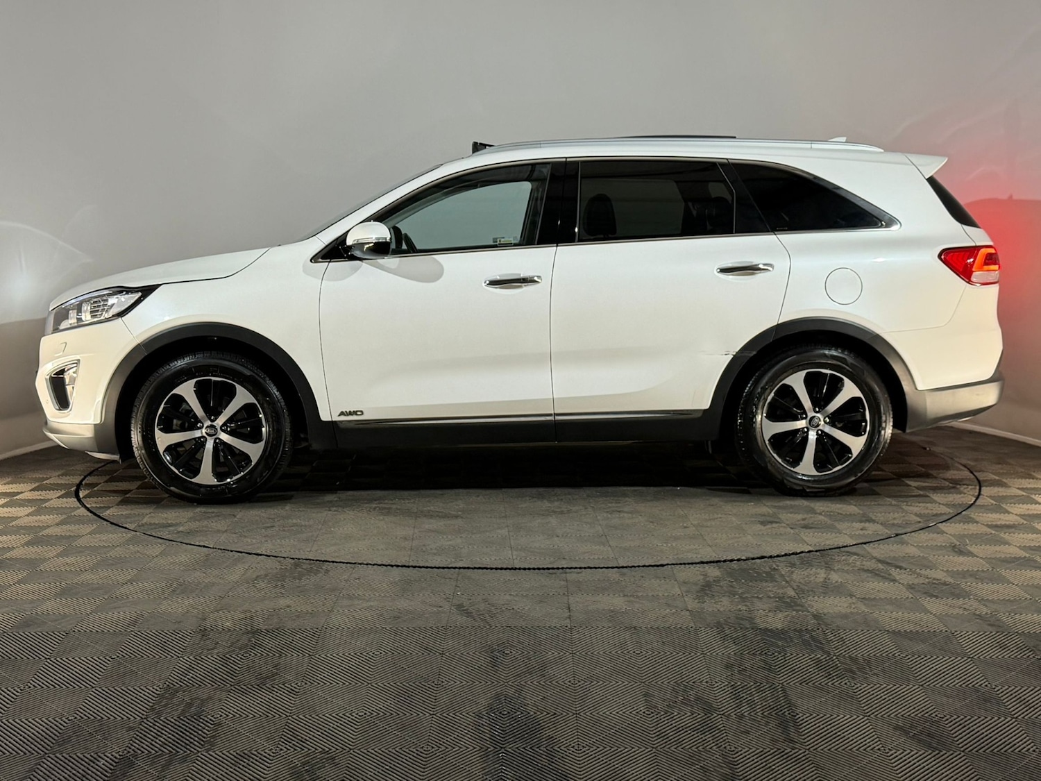 Used Kia Sorento 2015 for sale - 78216224: Photo 5