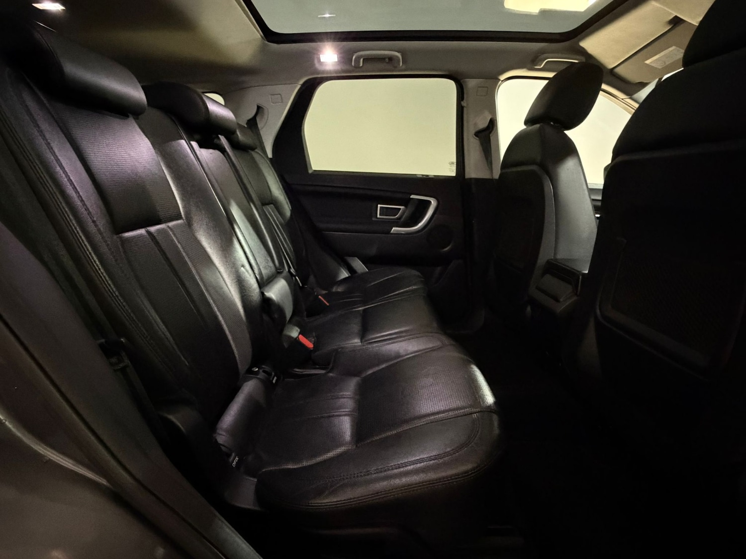 Used Land Rover Discovery Sport 2016 for sale - 76170845: Photo 20