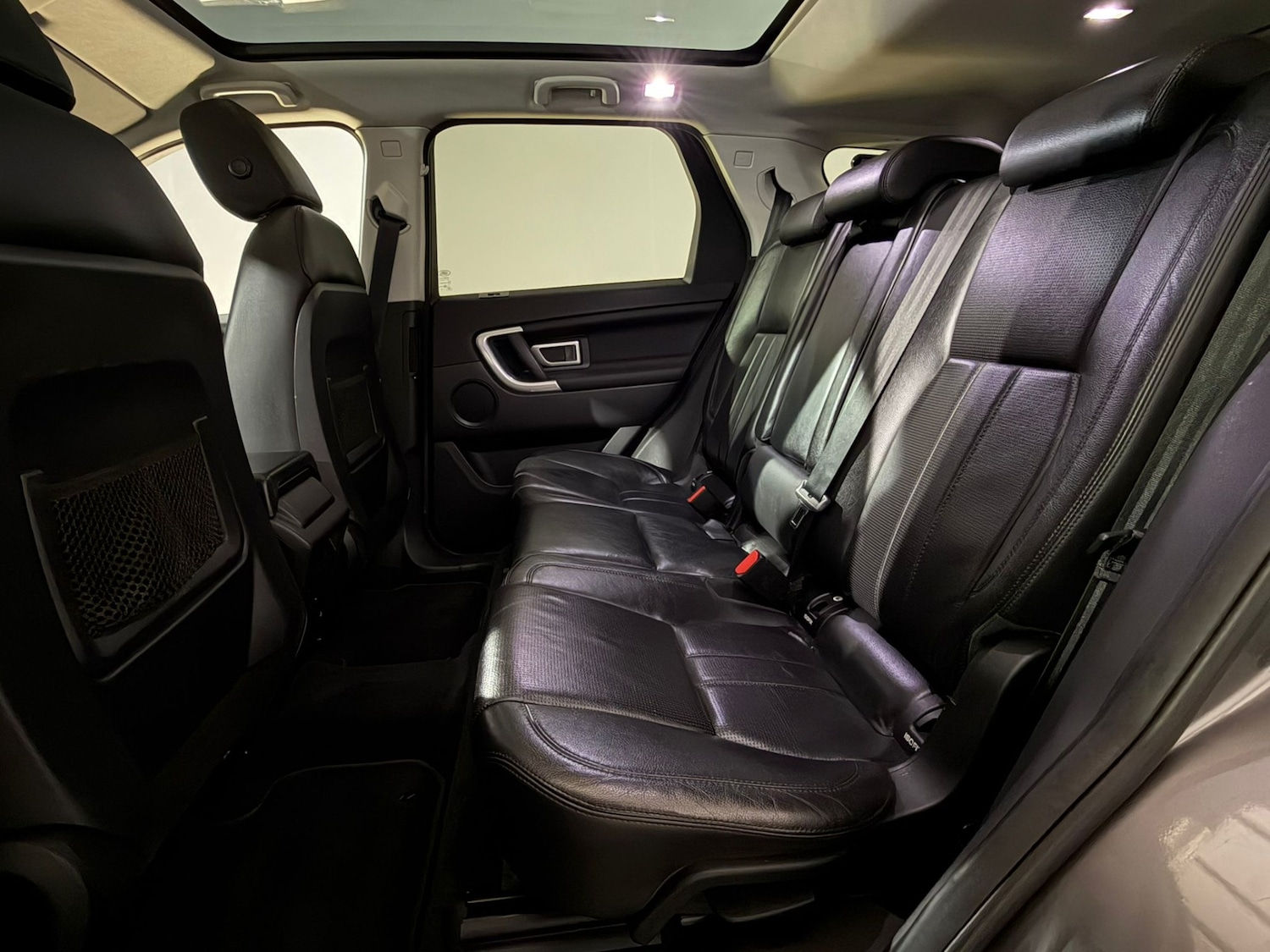 Used Land Rover Discovery Sport 2016 for sale - 76170845: Photo 21