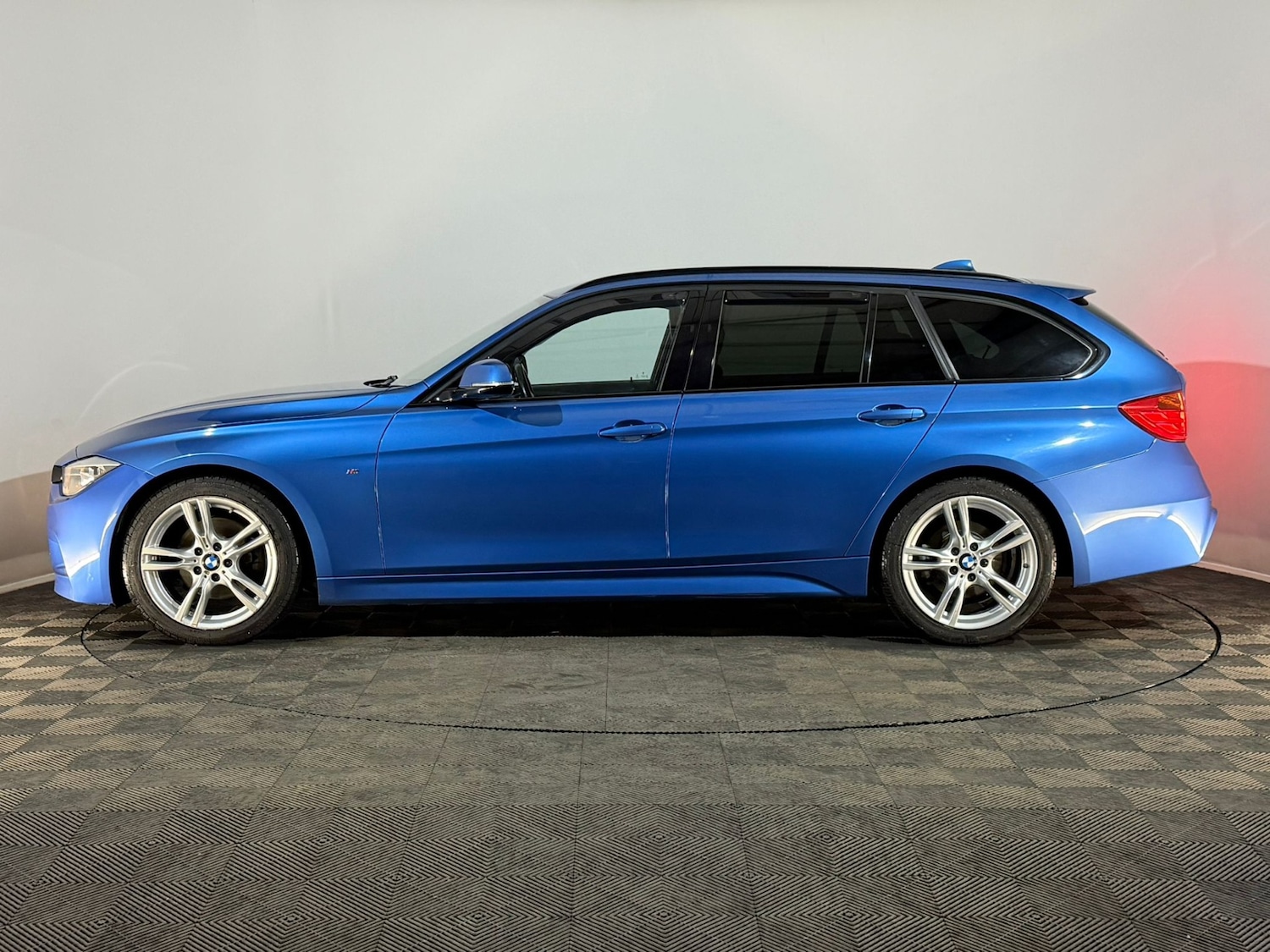 Used BMW 3 Series 2014 for sale - 76261289: Photo 5