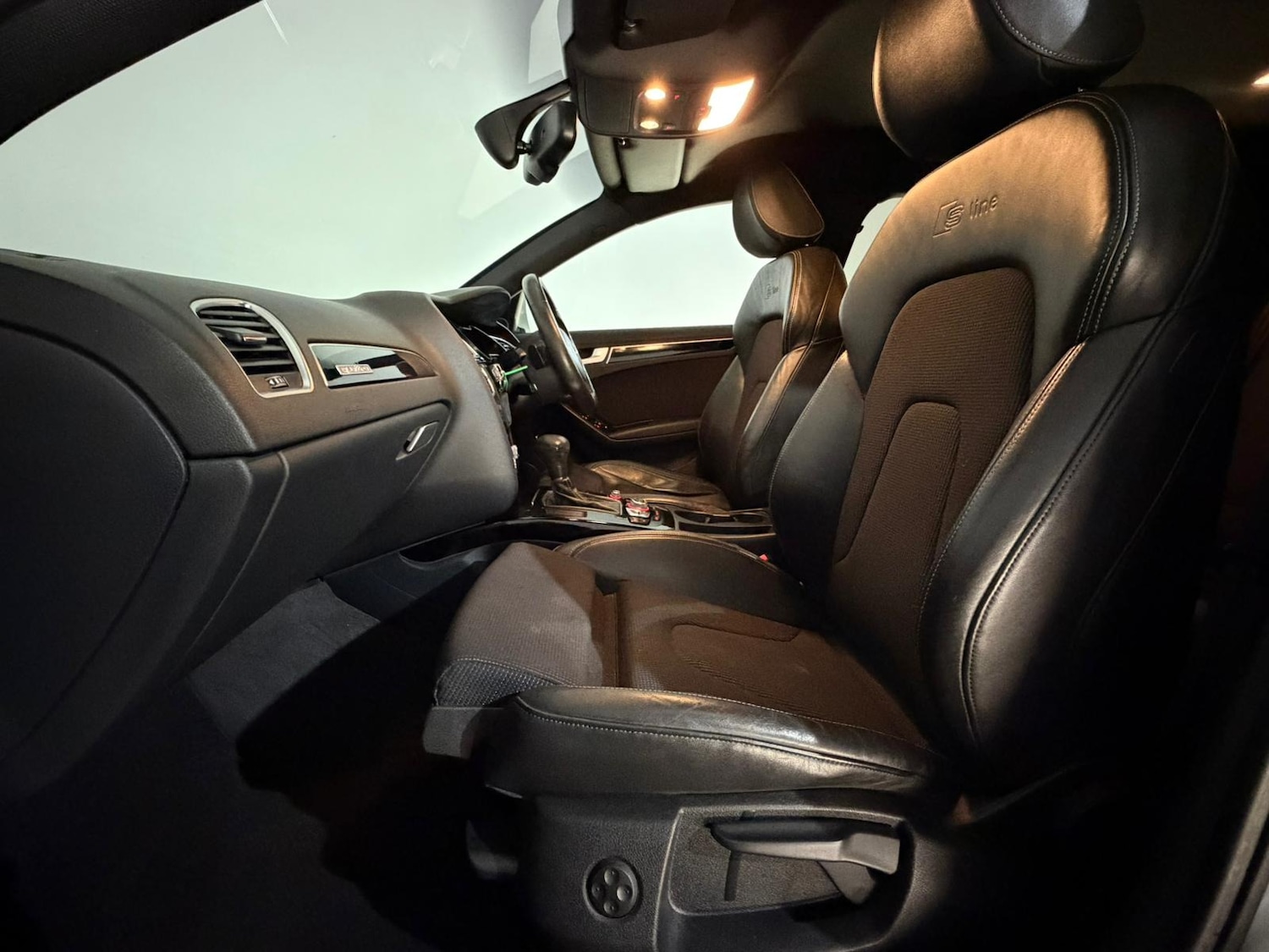 Used Audi A4 2014 for sale - 76445112: Photo 17