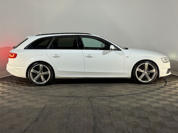 Used Audi A4 2014 for sale - 76445112: Photo