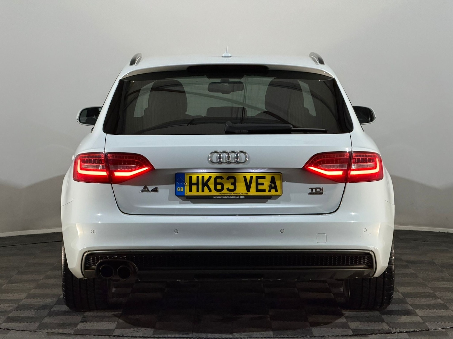 Used Audi A4 2014 for sale - 76445112: Photo 7