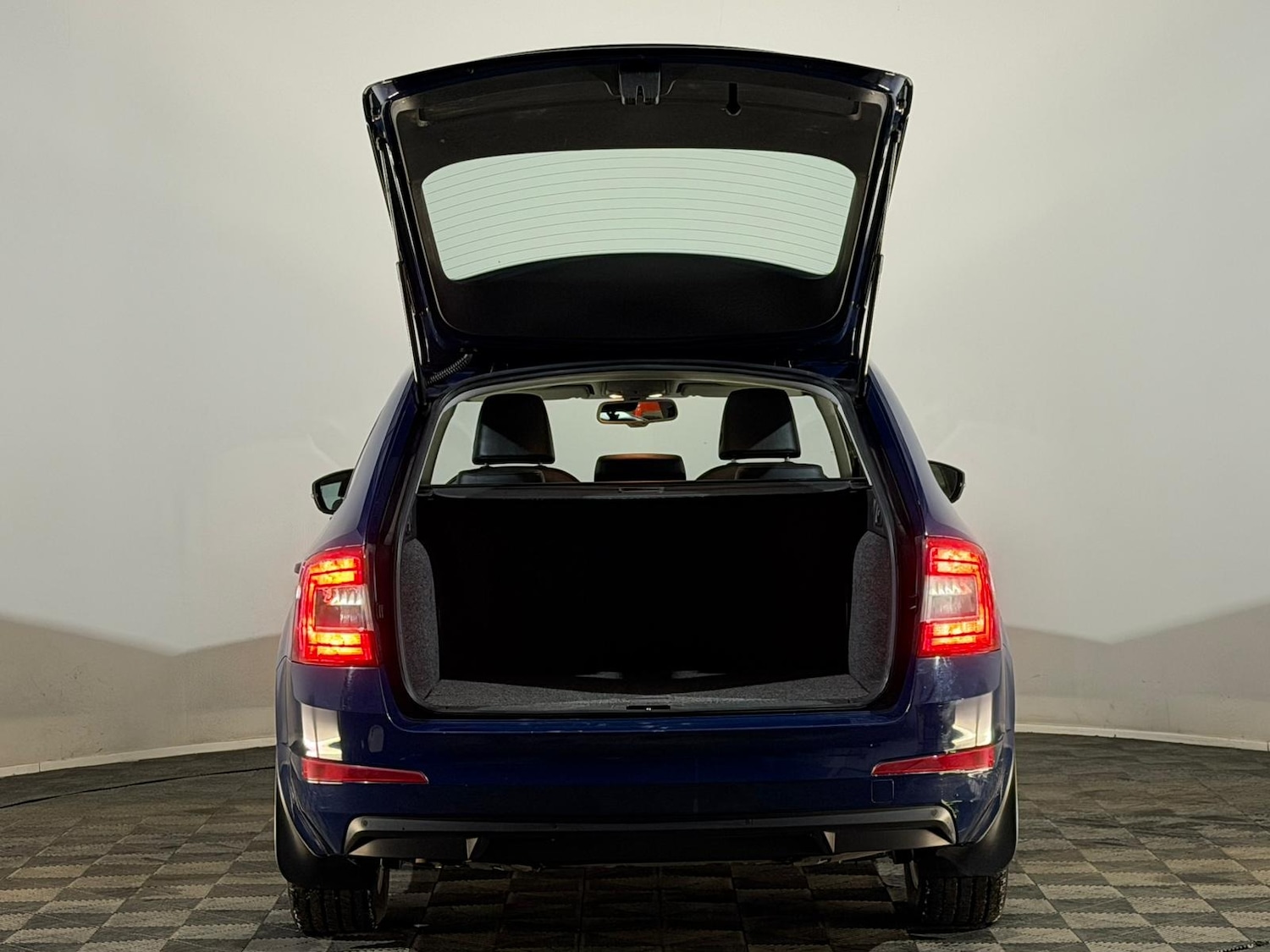 Used Skoda Octavia 2016 for sale - 77125244: Photo 3