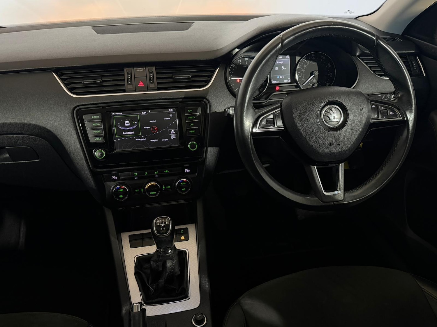 Used Skoda Octavia 2016 for sale - 77125244: Photo 6