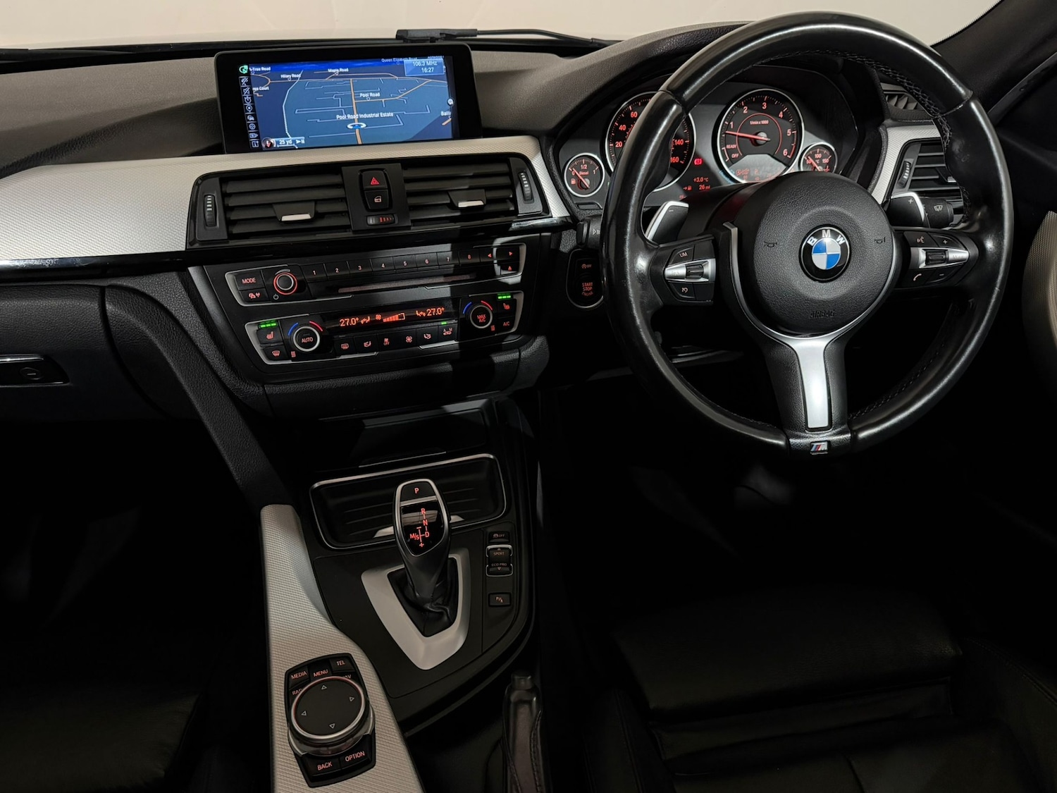 Used BMW 3 Series 2015 for sale - 77125772: Photo 12