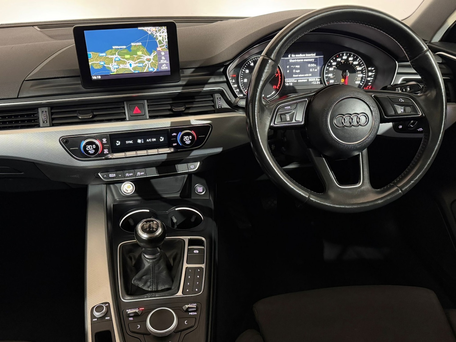 Used Audi A4 2016 for sale - 78216213: Photo 12