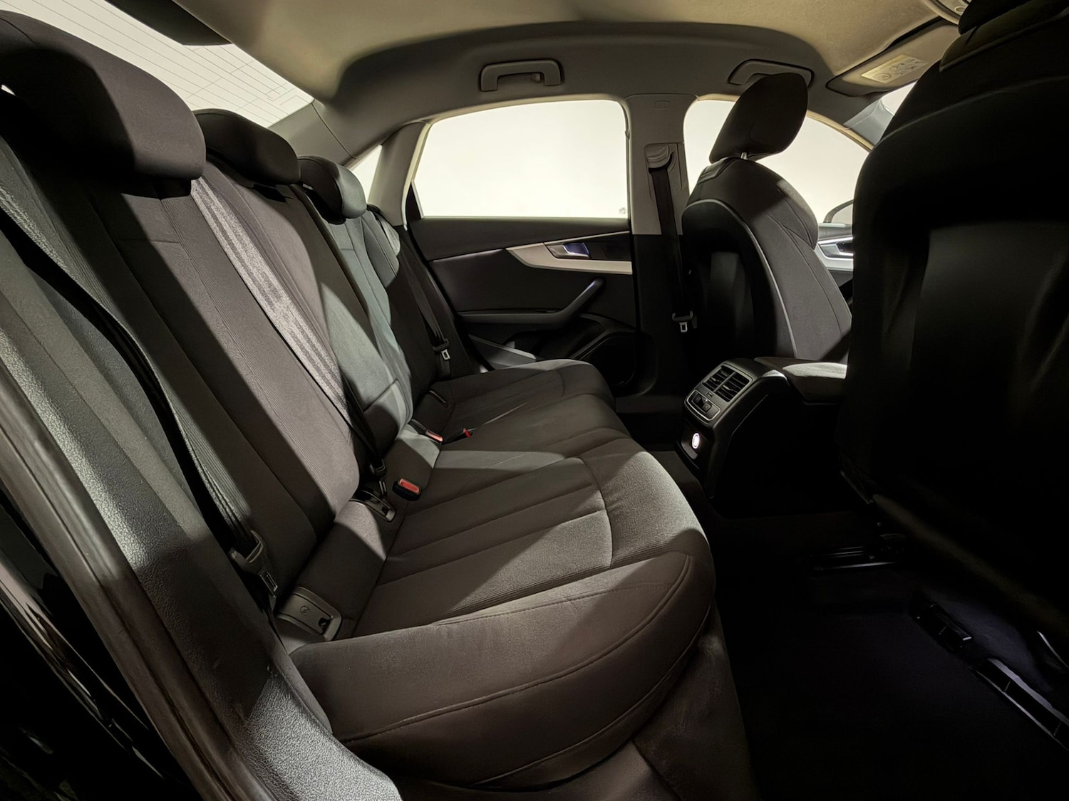 Used Audi A4 2016 for sale - 78216213: Photo 18