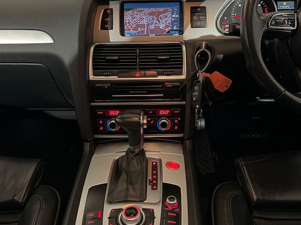 Used Audi Q7 2013 for sale - 76298631: Photo 14