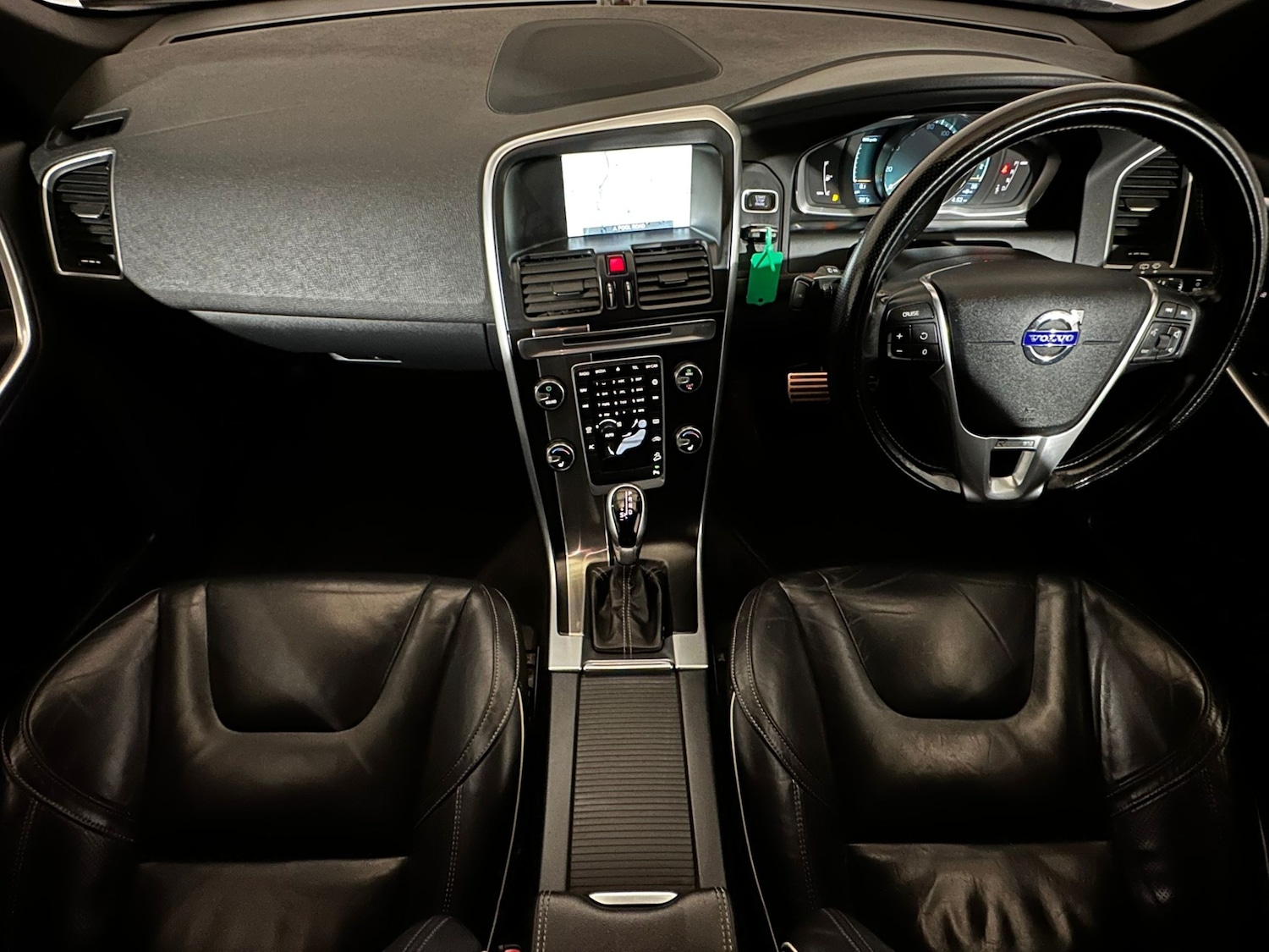 Used Volvo XC60 2014 for sale - 76017918: Photo 11
