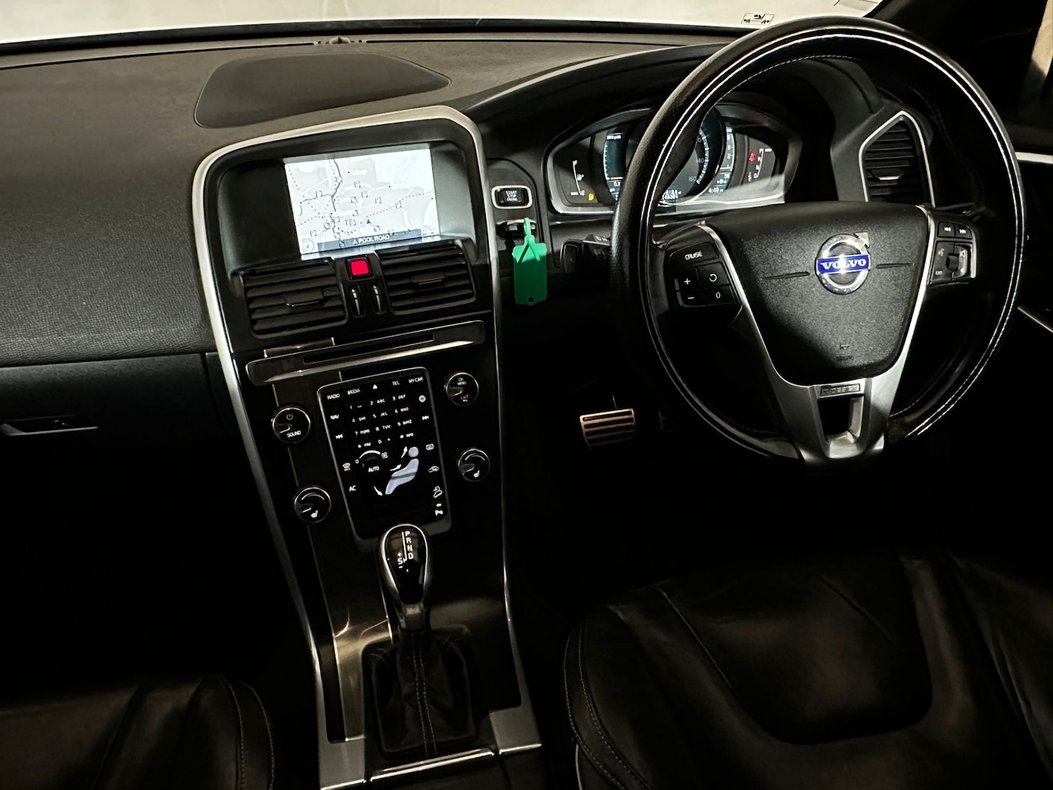 Used Volvo XC60 2014 for sale - 76017918: Photo 12