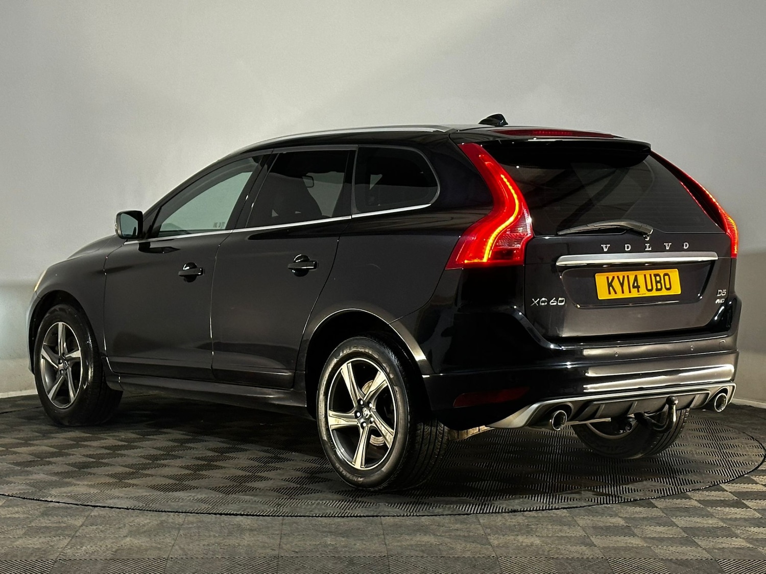Used Volvo XC60 2014 for sale - 76017918: Photo 9