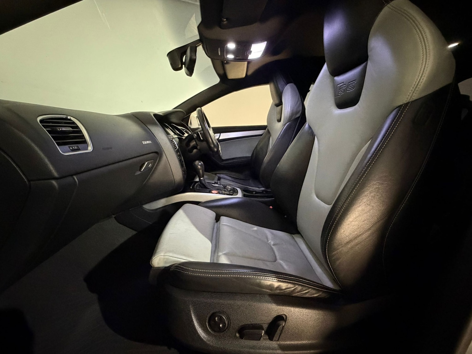 Used Audi A5 2010 for sale - 77950786: Photo 17