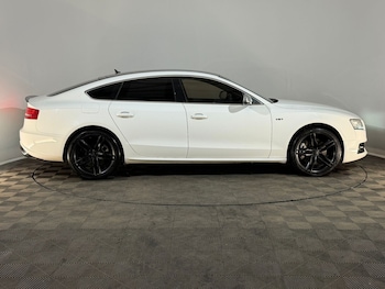 Used Audi A5 2010 for sale - 77950786: Photo