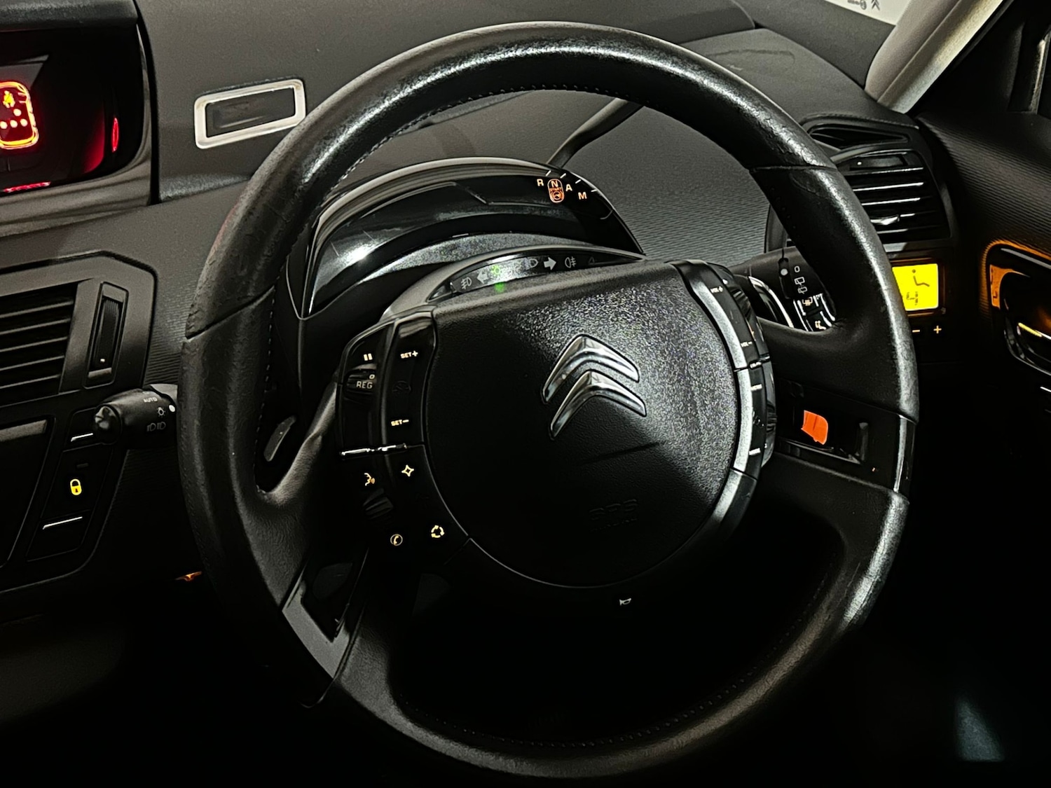 Used Citroen C4 Grand Picasso 2011 for sale - 76045636: Photo 13