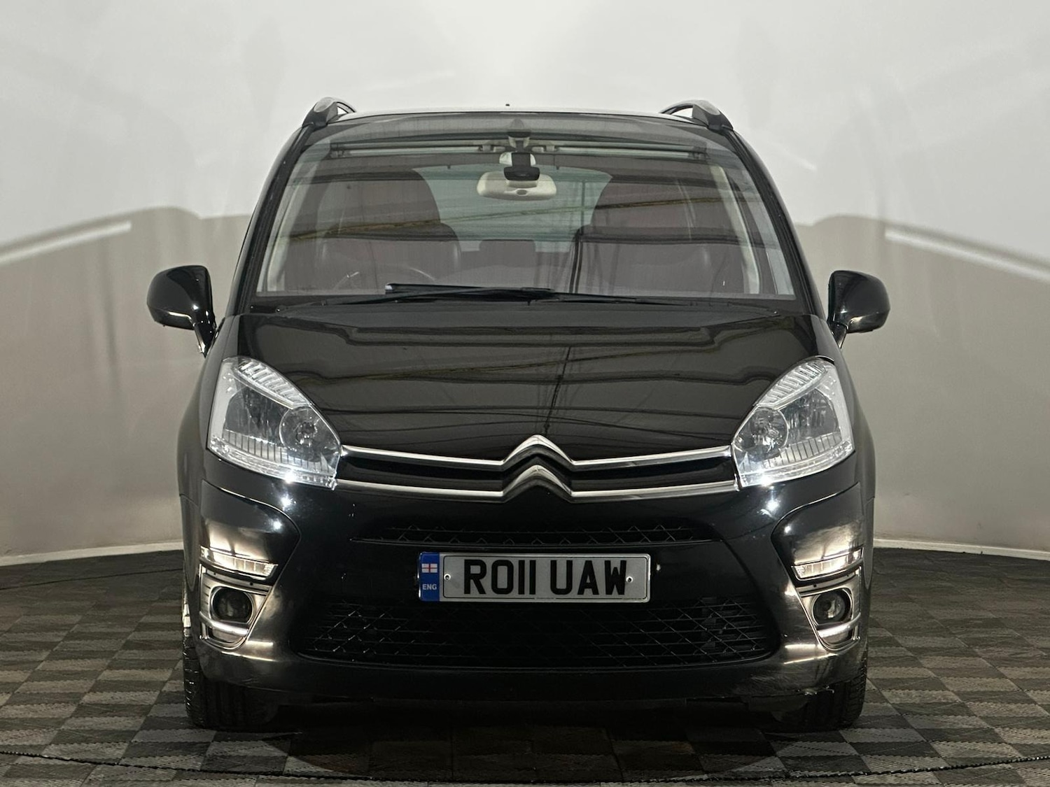 Used Citroen C4 Grand Picasso 2011 for sale - 76045636: Photo 2