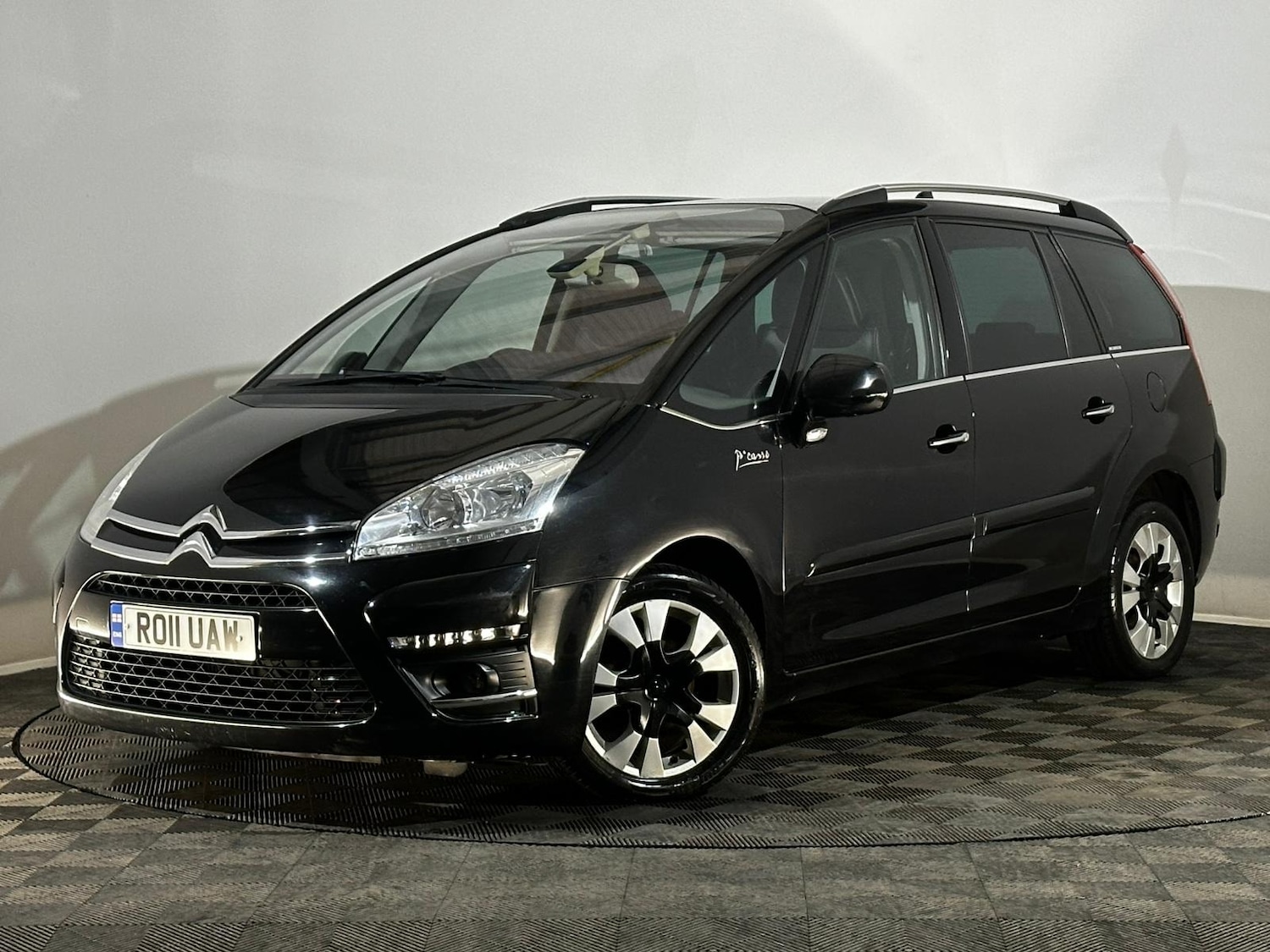 Used Citroen C4 Grand Picasso 2011 for sale - 76045636: Photo 3