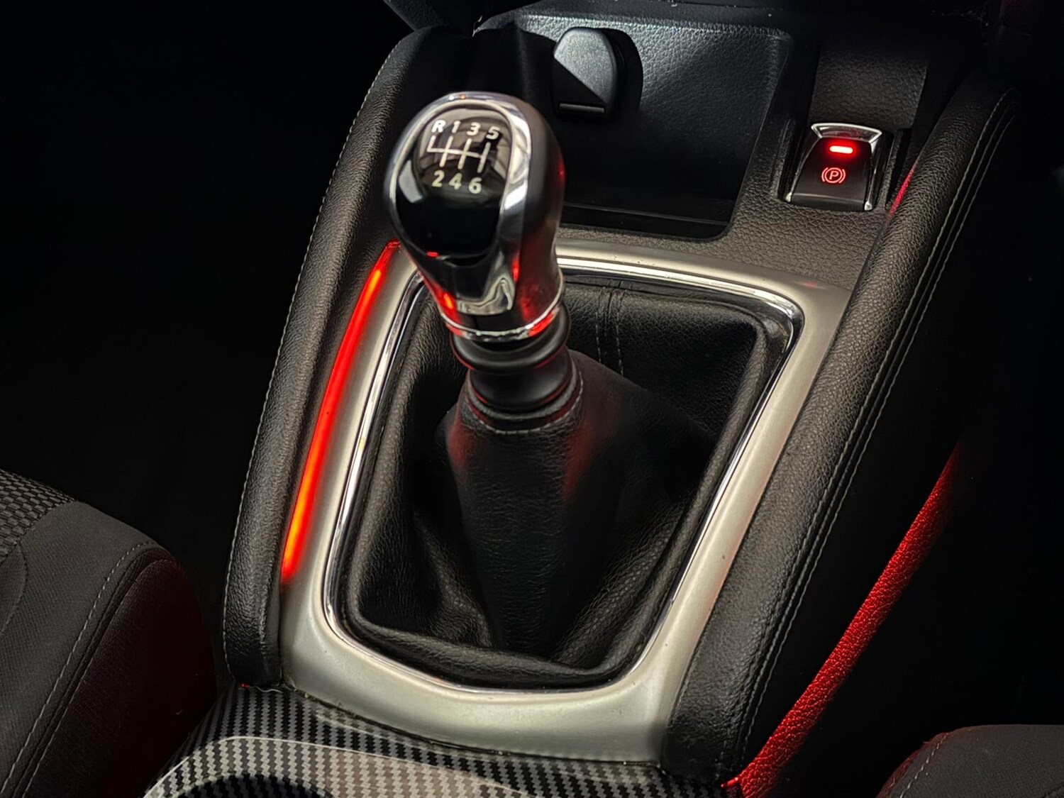 Used Nissan Qashqai 2015 for sale - 77951629: Photo 12