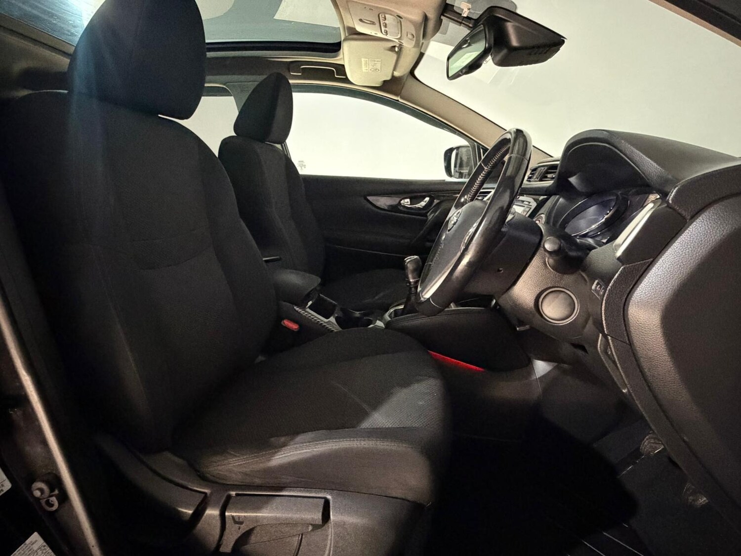 Used Nissan Qashqai 2015 for sale - 77951629: Photo 13