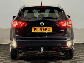 Used Nissan Qashqai 2015 for sale - 77951629: Photo