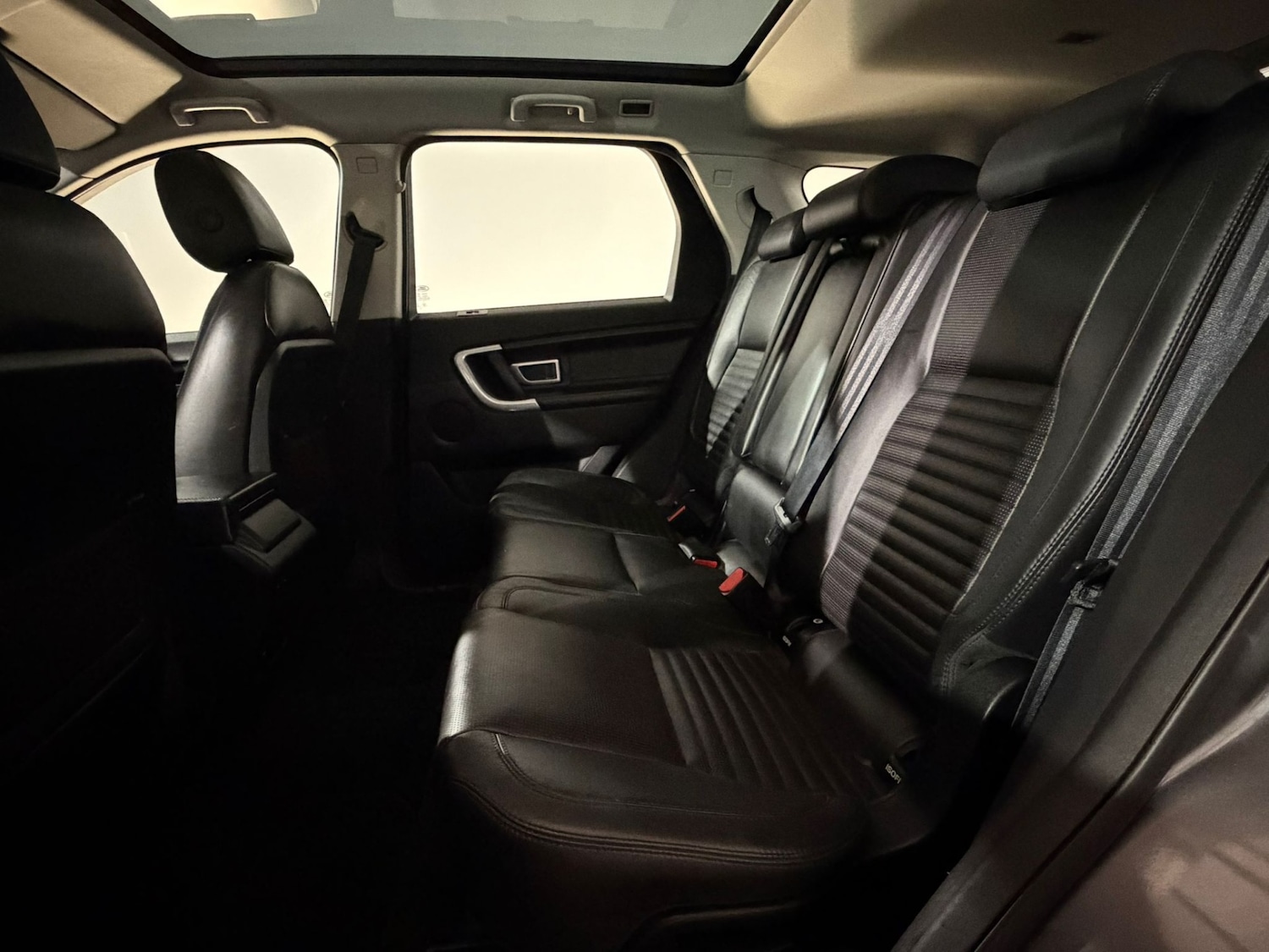 Used Land Rover Discovery Sport 2015 for sale - 78137190: Photo 19