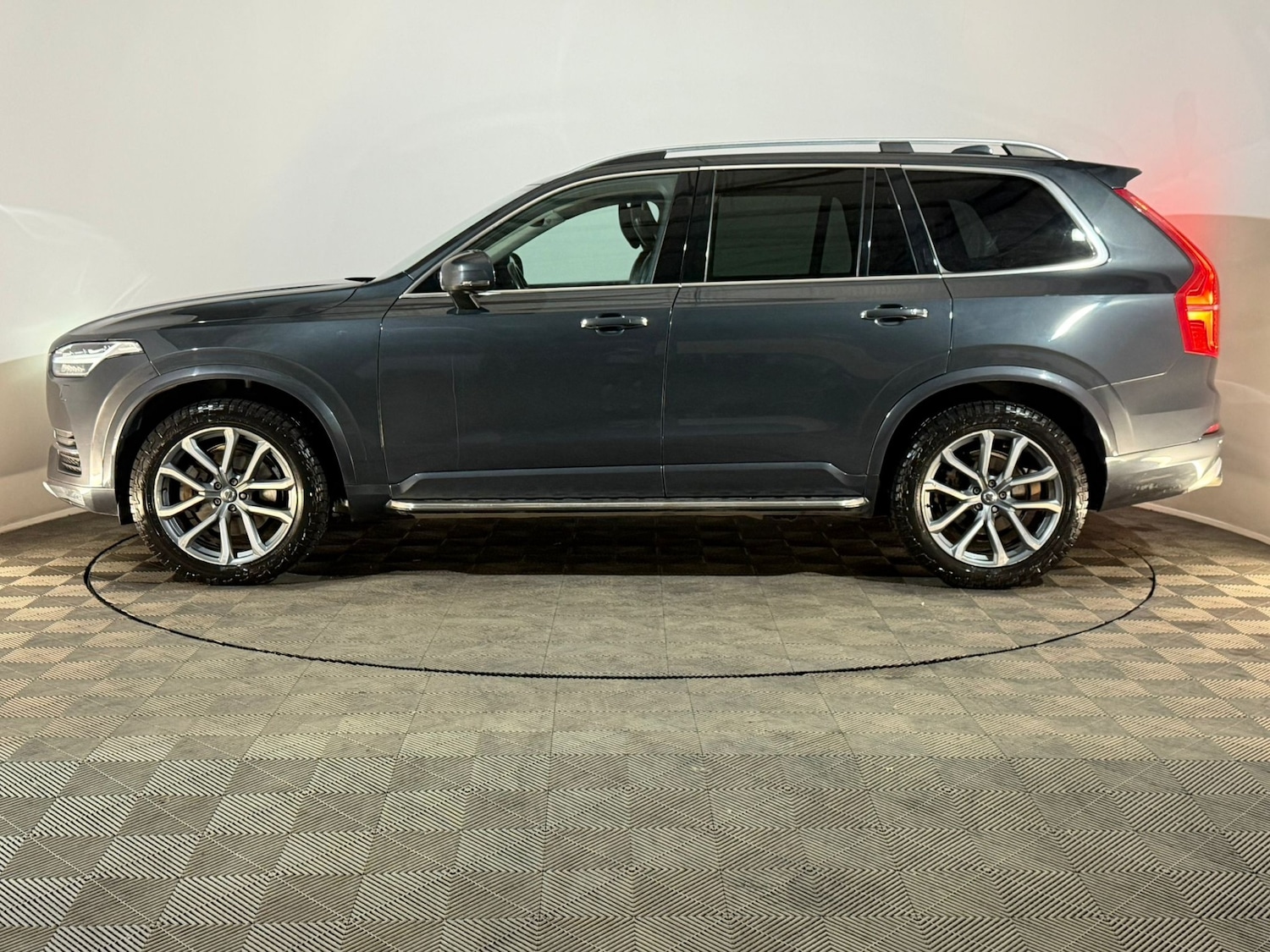 Used Volvo XC90 2017 for sale - 78048993: Photo 5