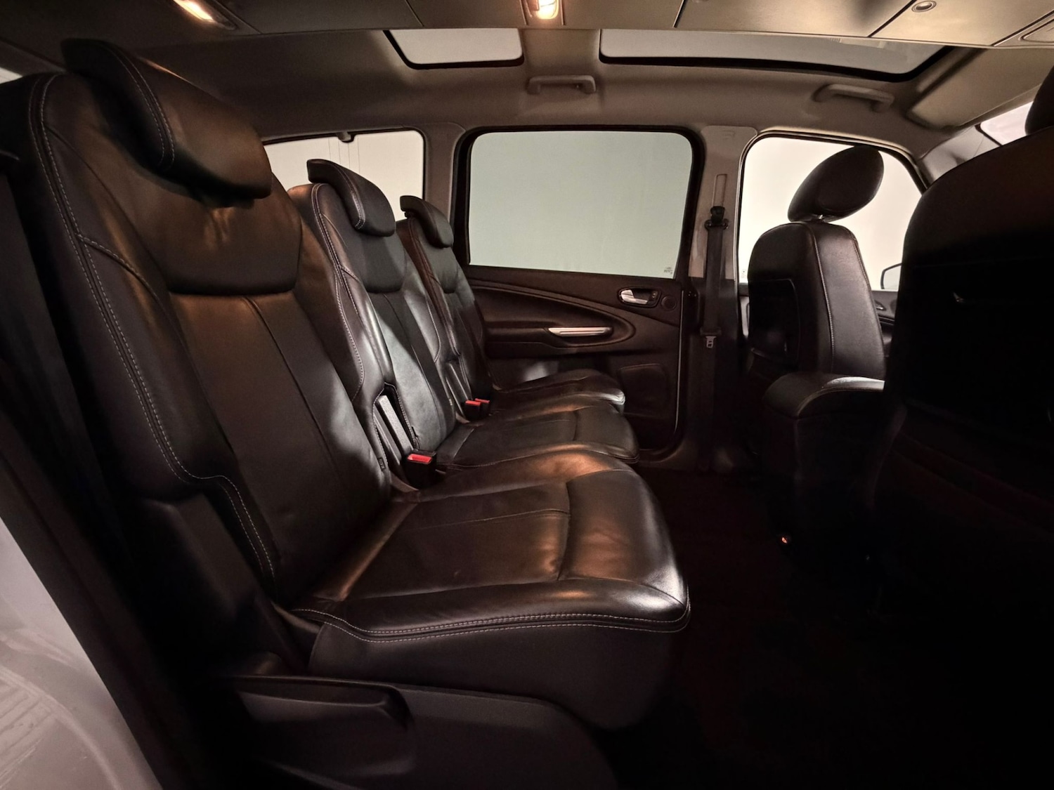 Used Ford Galaxy 2012 for sale - 77706834: Photo 16